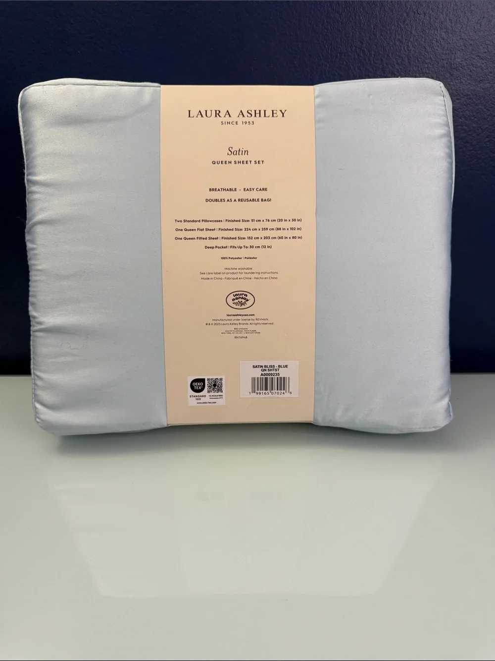 NWT Laura Ashley Satin Queen Sized Sheet Set